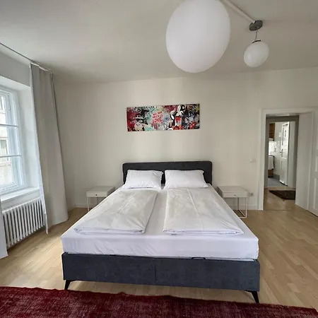 Apartament Zentrale Altbauwohnung *