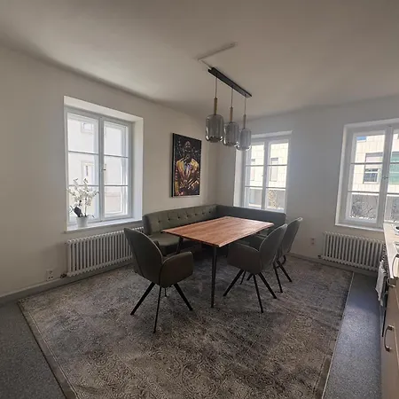 Zentrale Altbauwohnung *