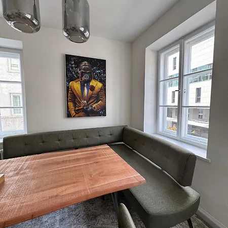 아파트 Zentrale Altbauwohnung