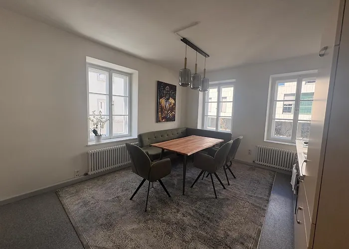 Zentrale Altbauwohnung *